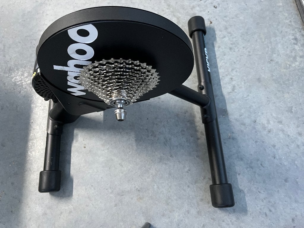 Wahoo Kickr Core fietstrainer, Sport en Fitness, Wielrennen, Ophalen, Zo goed als nieuw