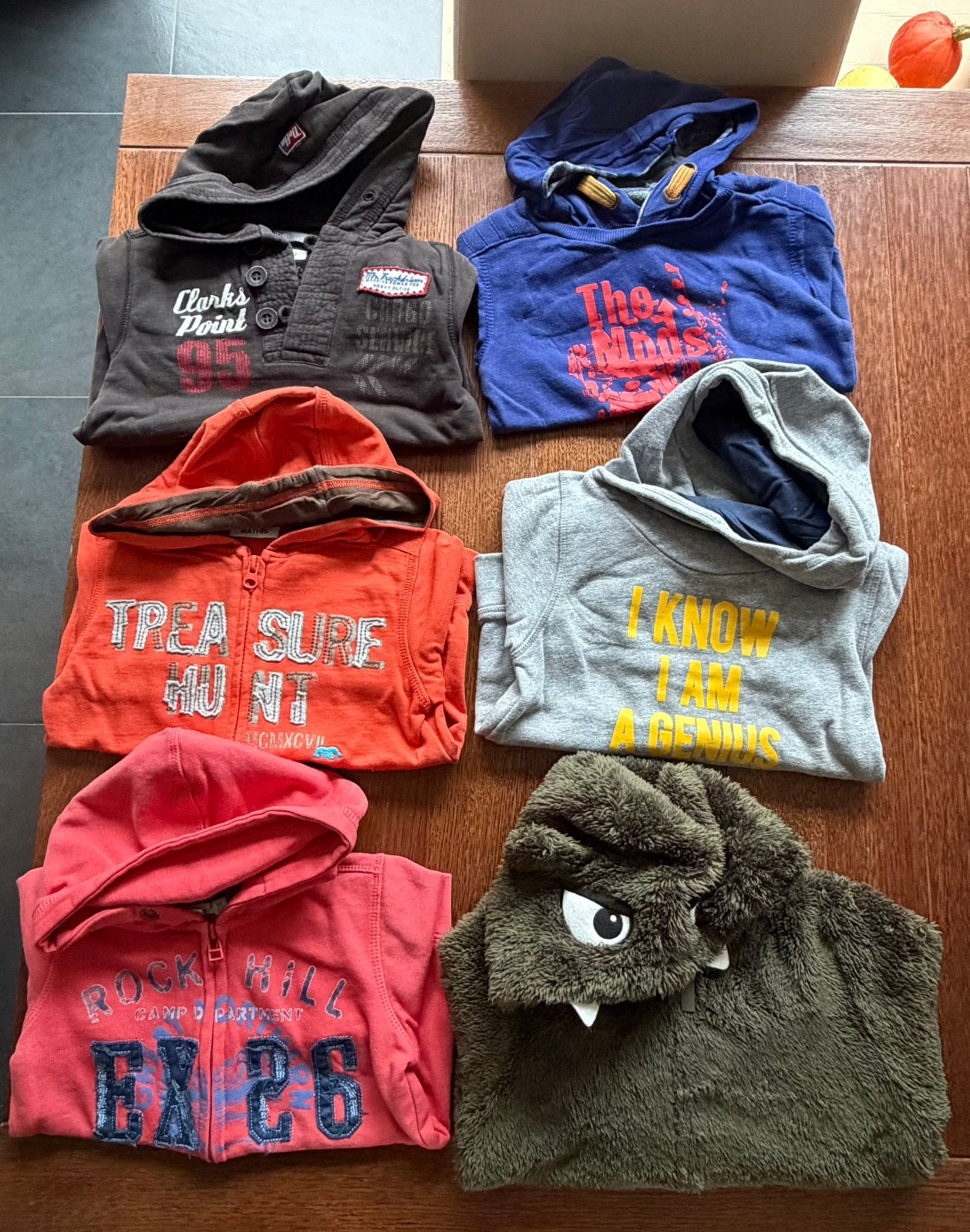 Jongenskleding hoodies maat 104, Ophalen, Gebruikt, Maat 104