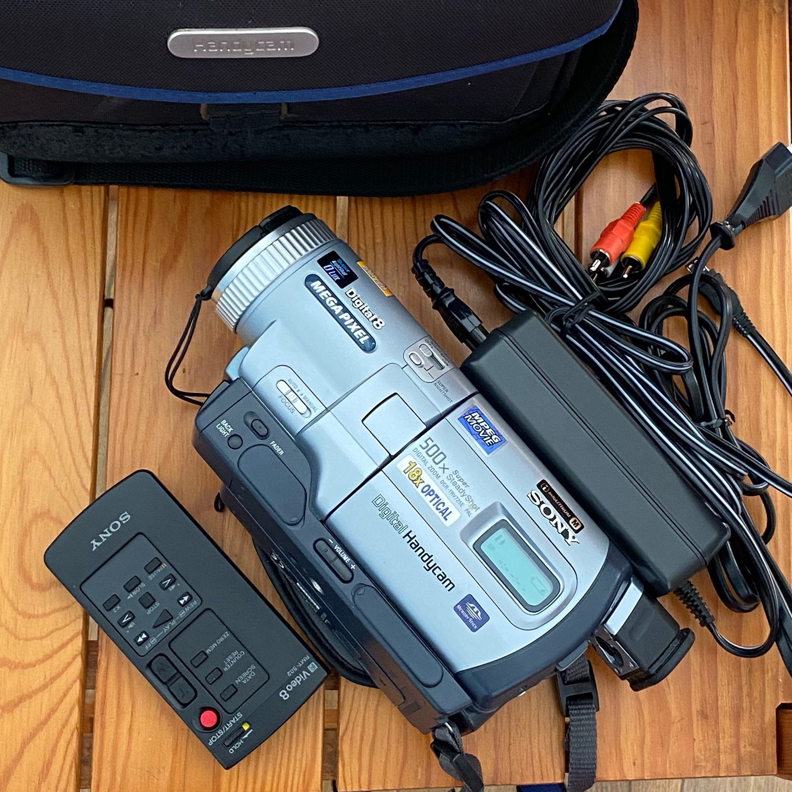 Sony DCR-TRV725E, digitaal 8, Hi8, Super8, Ophalen of Verzenden, Hi 8, Camera