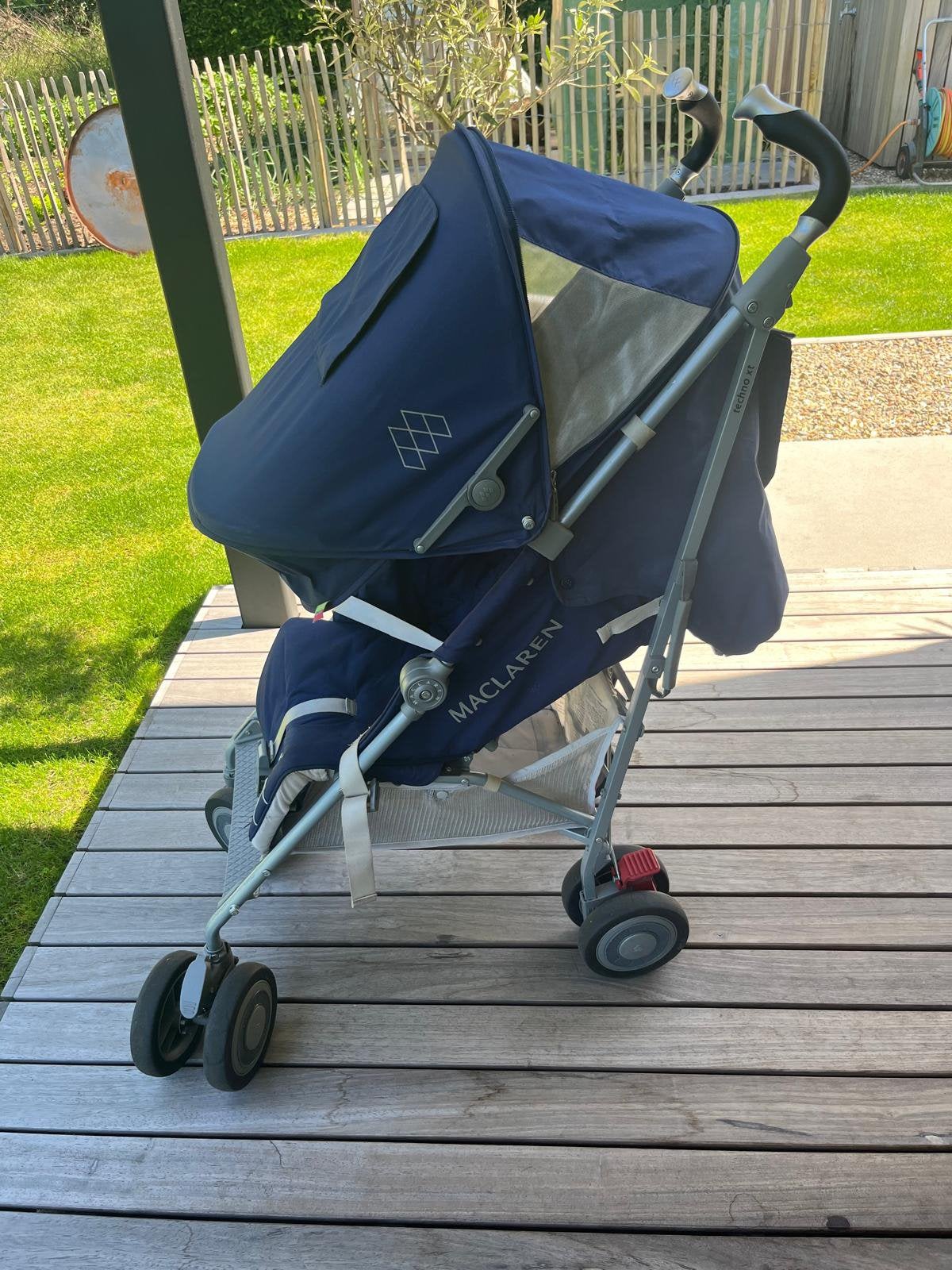 TE KOOP blauwe Mc Claren buggy, Ophalen, Zo goed als nieuw, Maclaren, Zonnekap