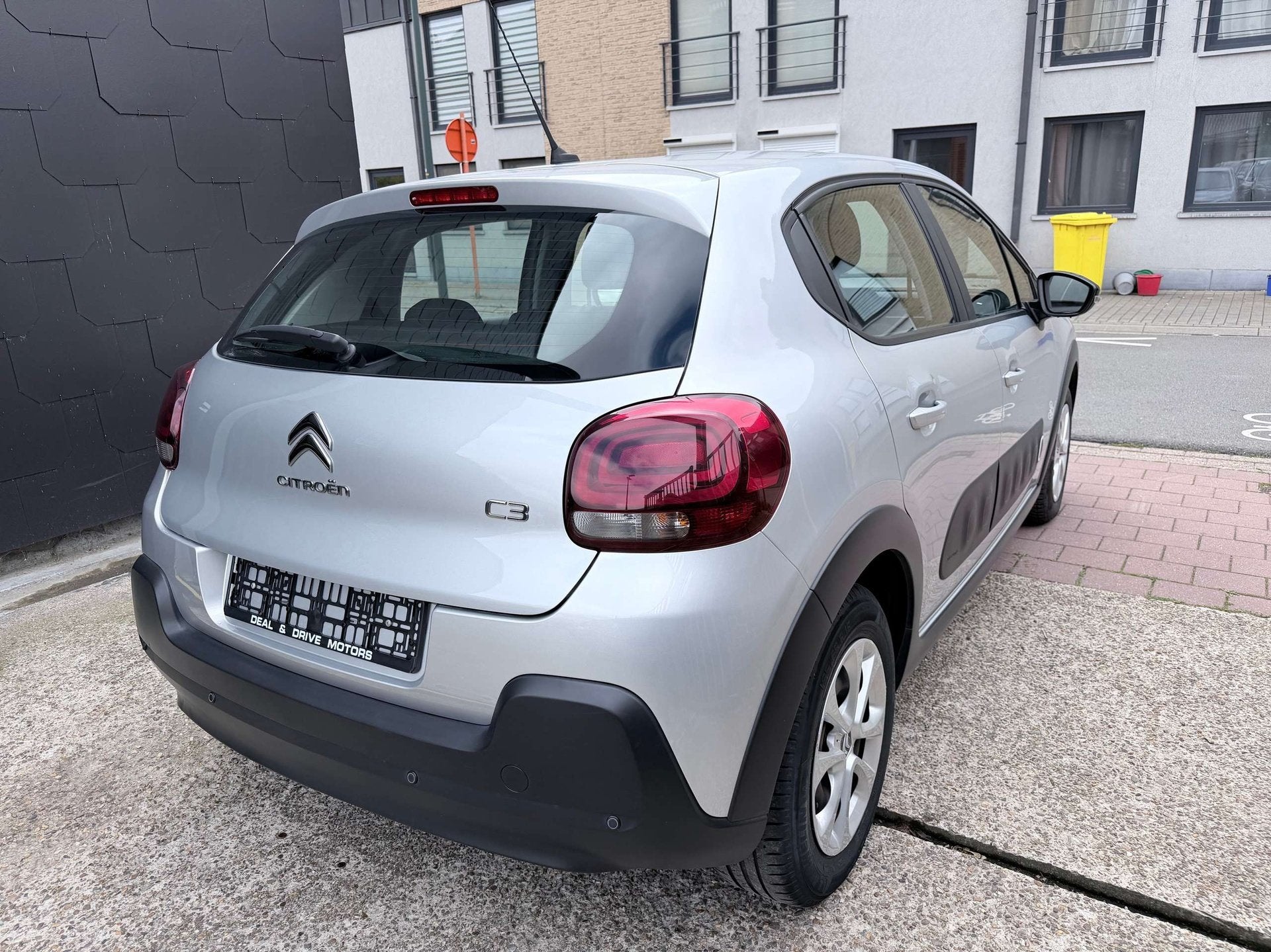 Citroen C3 1.2 I EDITION FEEL | CAR PLAY | AIRCO | CRUISE, Auto's, Dealer onderhouden, Stof, 1199 cc, 109 g/km