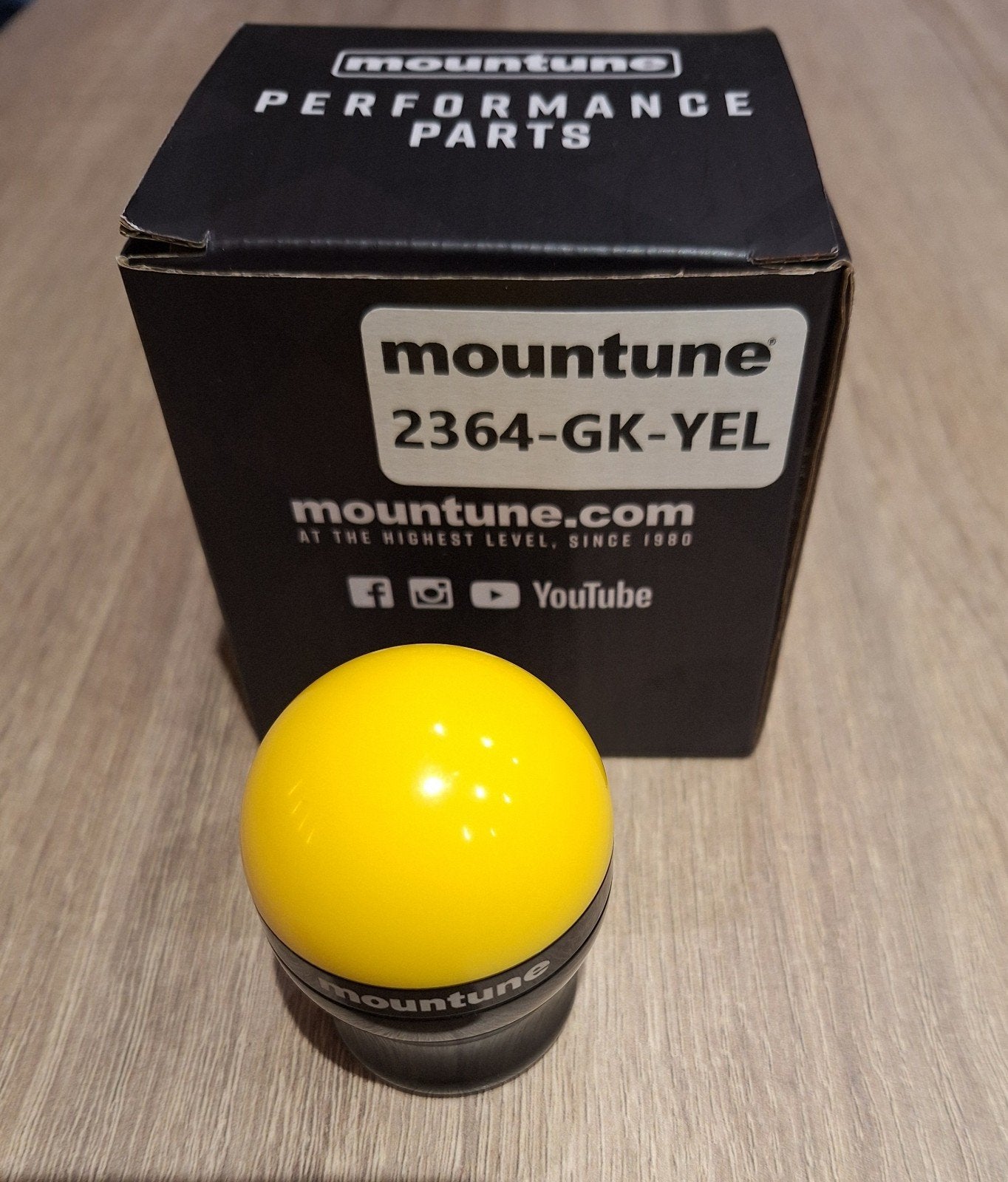 pommeau Mountune jaune ford fiesta mk8 ou mk8.5, Enlèvement