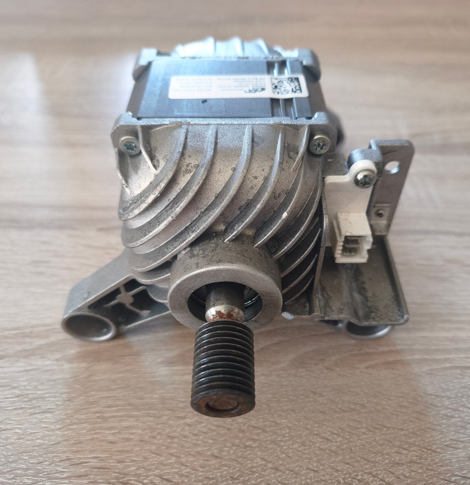 Moteur Newmotech AC195V 915Hz 1,5a, Enlèvement ou Envoi, Utilisé, Moteur électrique, 1400 à 1800 tpm