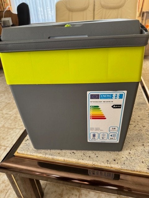 Electrische koelbox quigg 29l 12V-220V, Caravans en Kamperen, Ophalen, Zo goed als nieuw, Koelbox, Elektrisch