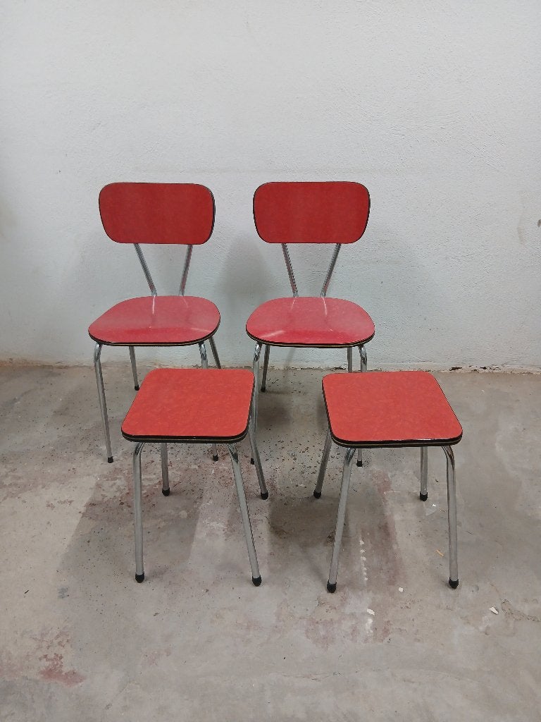 Retro jaren 60/70 Formica set – 2 stoelen + 2 krukjes, Ophalen of Verzenden, Huis en Inrichting