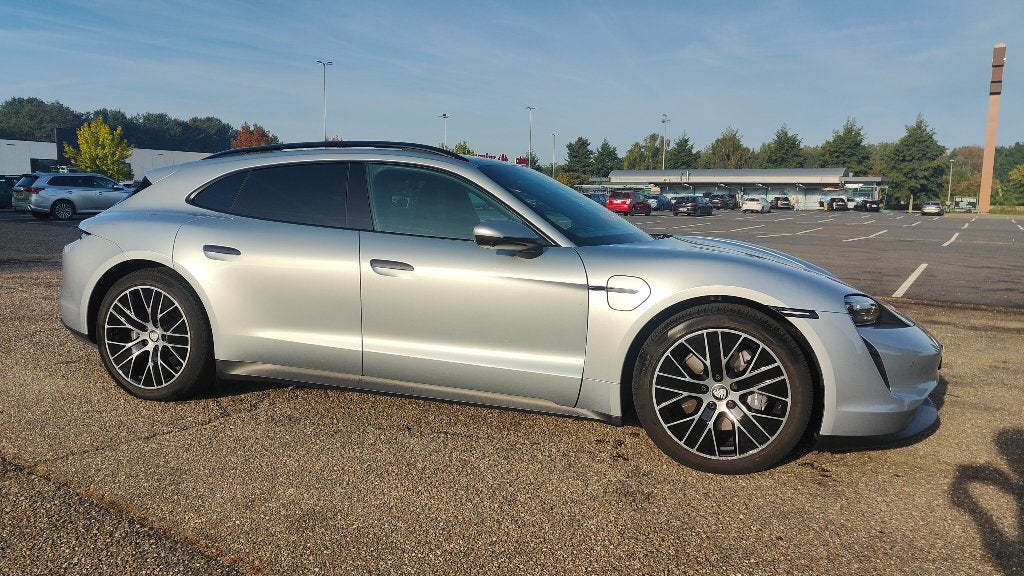 Porsche Taycan Sport Turismo, Autos, Cuir, Argent ou Gris, Achat, Noir