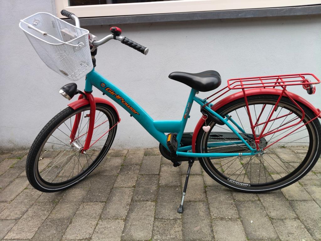 Nette 26 inch meisjes fiets, Ophalen, Zo goed als nieuw, Terugtraprem, 26 inch of meer