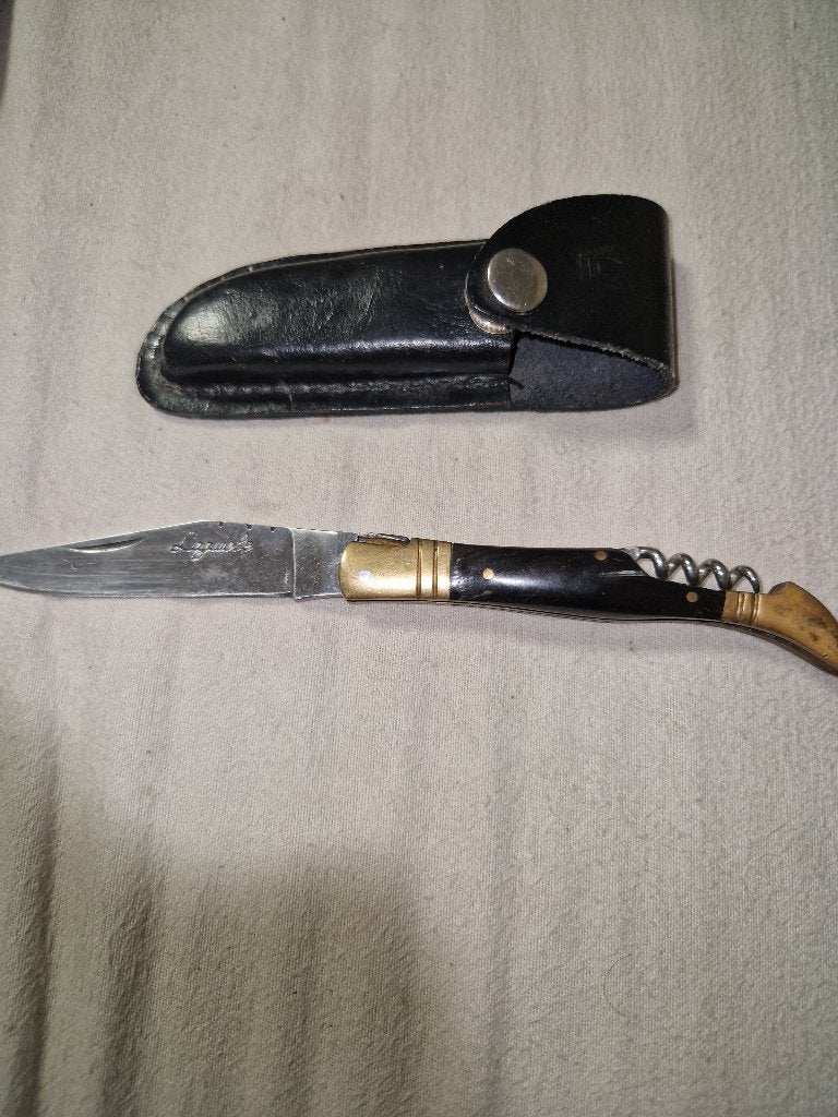 Couteau laguiole, Enlèvement, Utilisé
