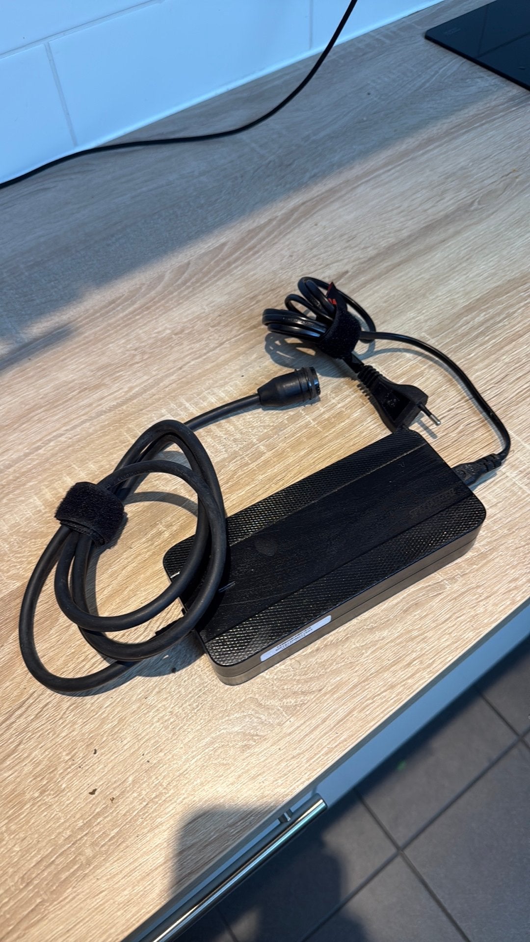 Chargeur specialized SBC-C04, Enlèvement ou Envoi, Utilisé