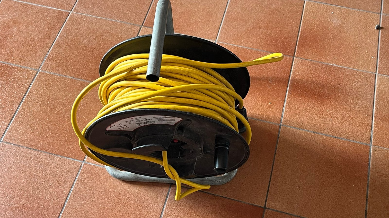 Verlengsnoer 50 m op haspel, Doe-het-zelf en Bouw, Elektriciteit en Kabels, Ophalen, Gebruikt, Overige merken, Kabelhaspel