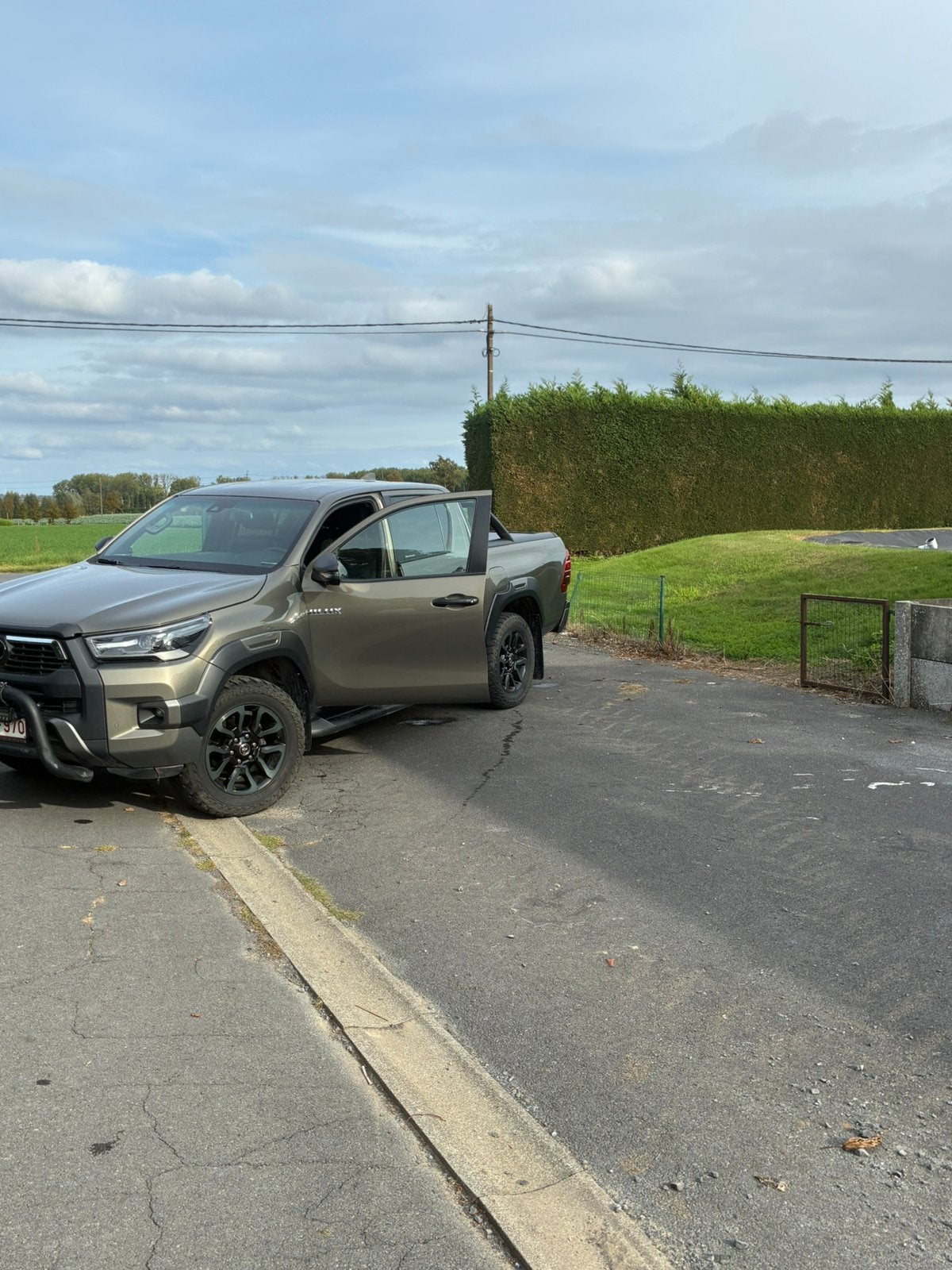 Toyota hilux, Autos, Cuir, Achat, Noir, 5 portes