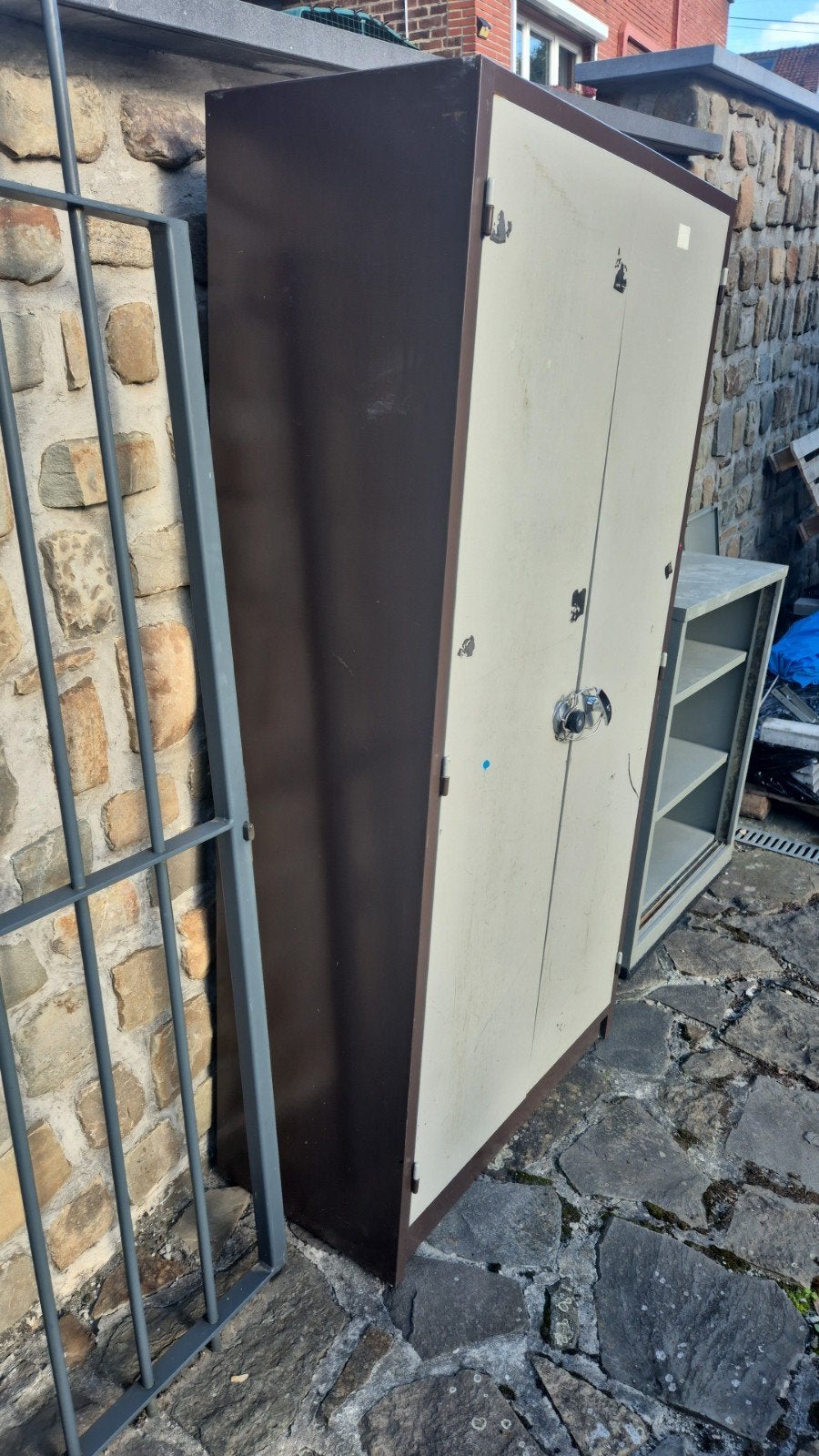 armoire métallique et petite armoir vend en semble ou sépare, Enlèvement, Utilisé