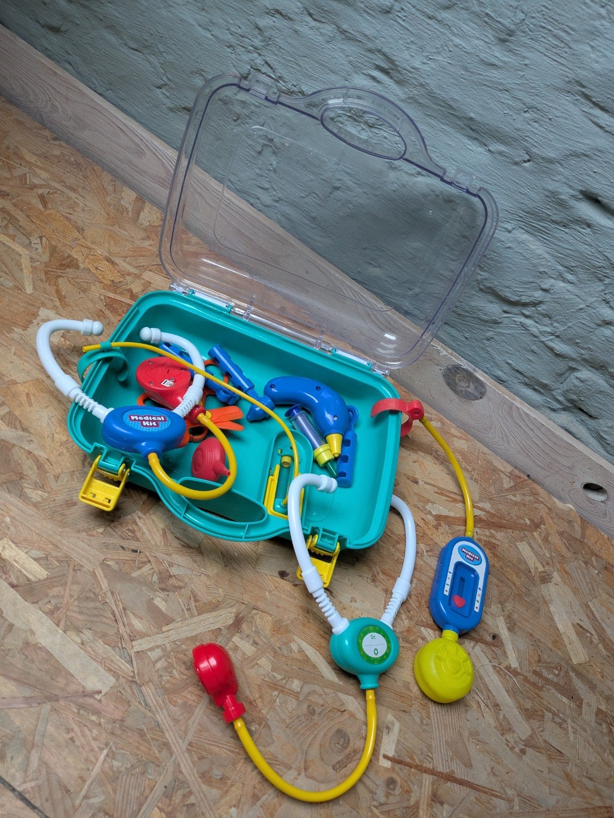 Dokterstasje speelgoed, Kinderen en Baby's, Ophalen, Gebruikt, Overige typen