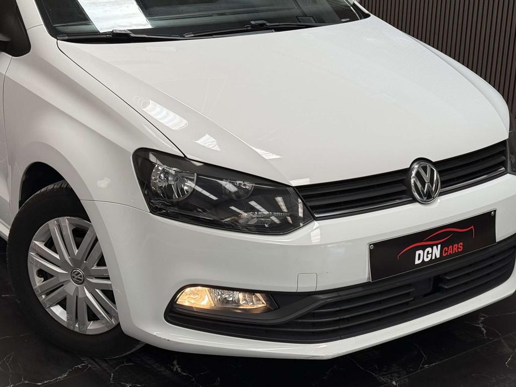 Volkswagen Polo Polo 1.0i Trendline (bj 2014), Auto's, Stof, Gebruikt, Wit, Bedrijf