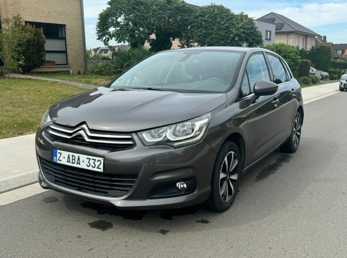 Citroen C4 , 1.2 essence , airco , gps , 142.000km , 08.2018, Autos, Argent ou Gris, Achat, Euro 6, Entreprise