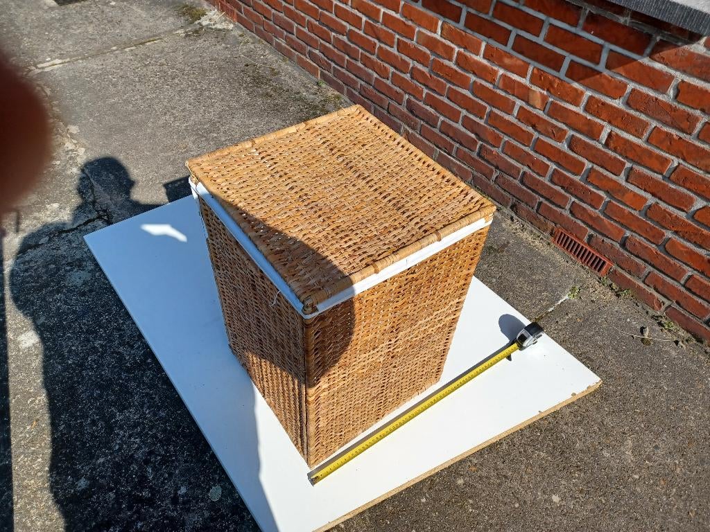 Nette Riet/Wicker Wasmand, Ophalen, Zo goed als nieuw, Bruin, Overige typen