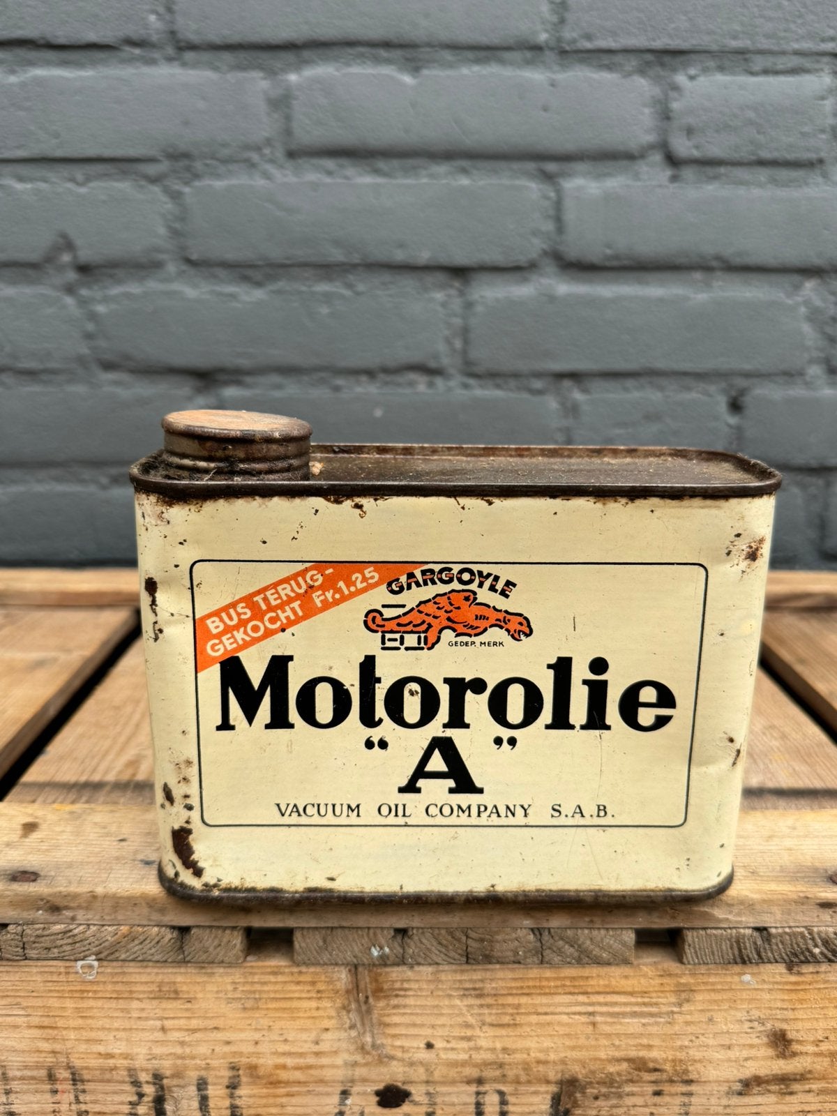 Bidon à huile Vintage Mobiloil Gargoyle, Collections, Marques & Objets publicitaires, Utilisé, Emballage, Enlèvement ou Envoi