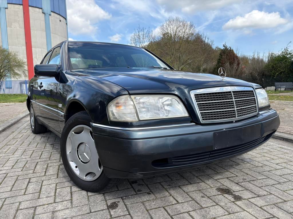 MERCEDES C200 Essence 1er propriétaire, Autos, Mercedes-Benz, Achat, Entreprise, Boîte manuelle, Noir