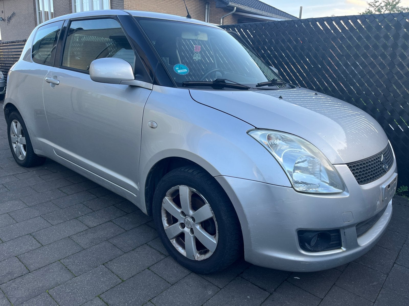 Suzuki Swift 1.3 Benzine (2009) – Export / Handelaar, Autos, Argent ou Gris, Achat, Boîte manuelle, Swift