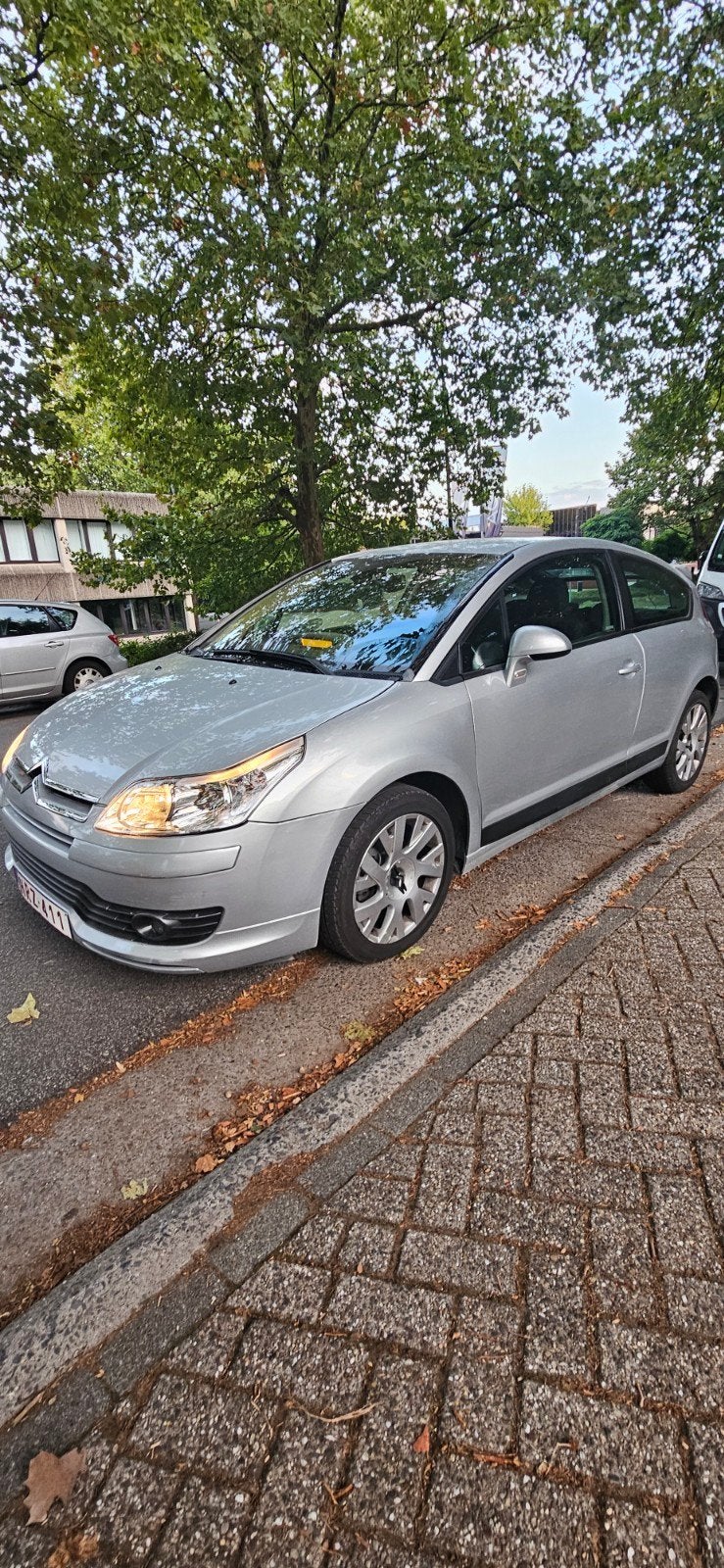 Citroën C4 automatique 14900 km!!!!!!, Autos, Argent ou Gris, Achat, Noir, Automatique