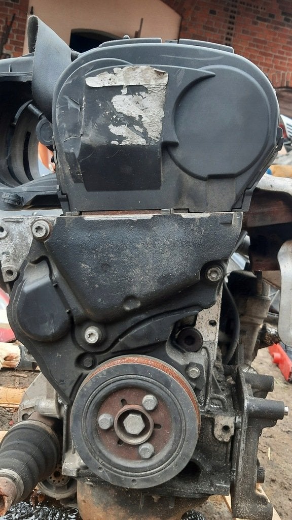 Moteur KFU Complet 207 206 1007 307 PEUGEOT, Envoi, Utilisé, Skoda