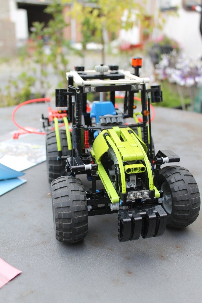 Lego 8284 Technic Tractor/Dune Buggy, beau gros tracteur, Enlèvement ou Envoi, Lego, Ensemble complet, Instructions incluses