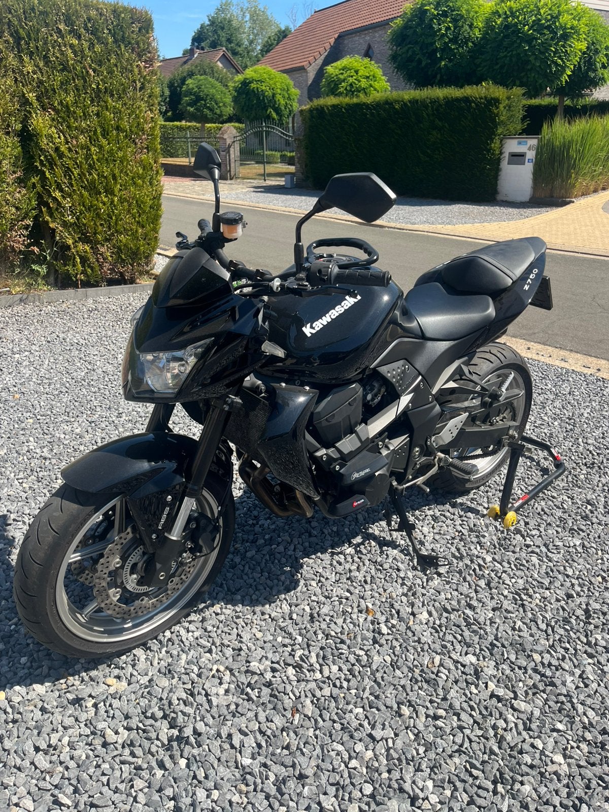 Kawasaki Z750 2011 19000 km, Motoren, Motoren | Kawasaki, Bedrijf