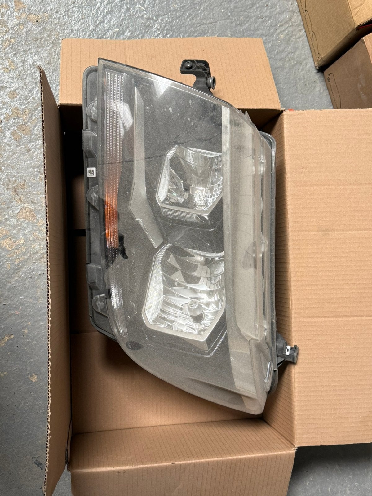 Originele Volkswagen Crafter II koplamp, Enlèvement ou Envoi, Volkswagen