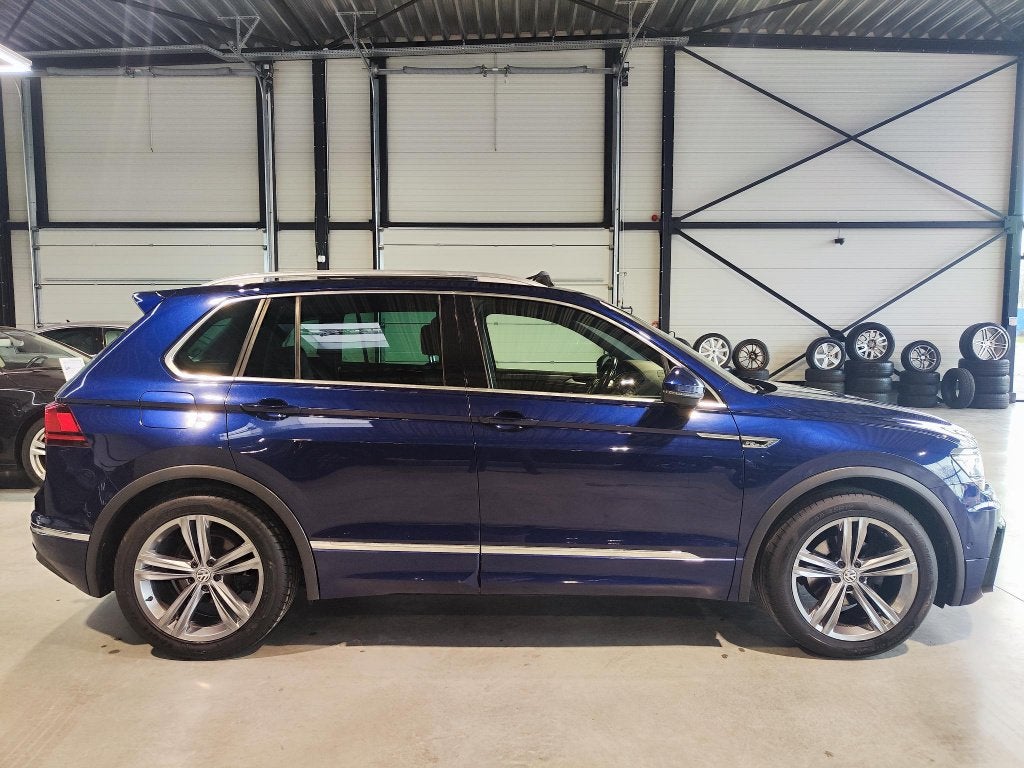 TIGUAN - Boîte auto - Caméra, Autos, Volkswagen, Achat, 110 kW, Entreprise, Noir