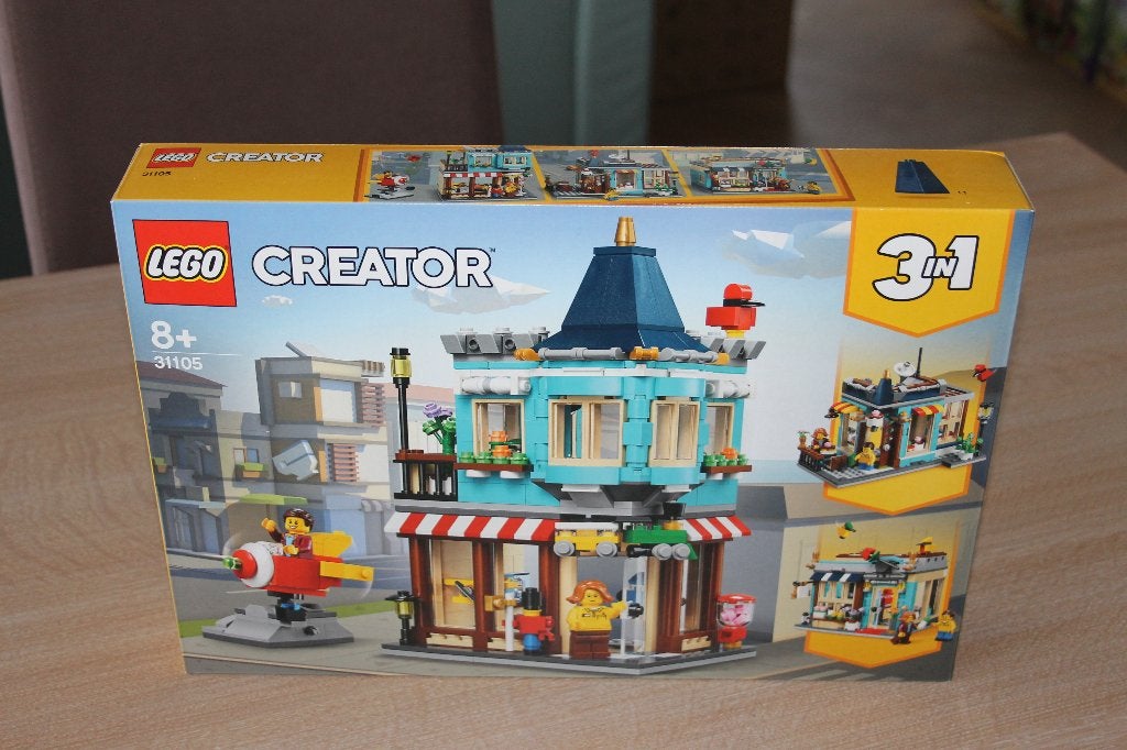 LEGO Creator 3-en-1 31105 Maison et magasin de jouets, Neuf, Enlèvement ou Envoi, Lego, Ensemble complet