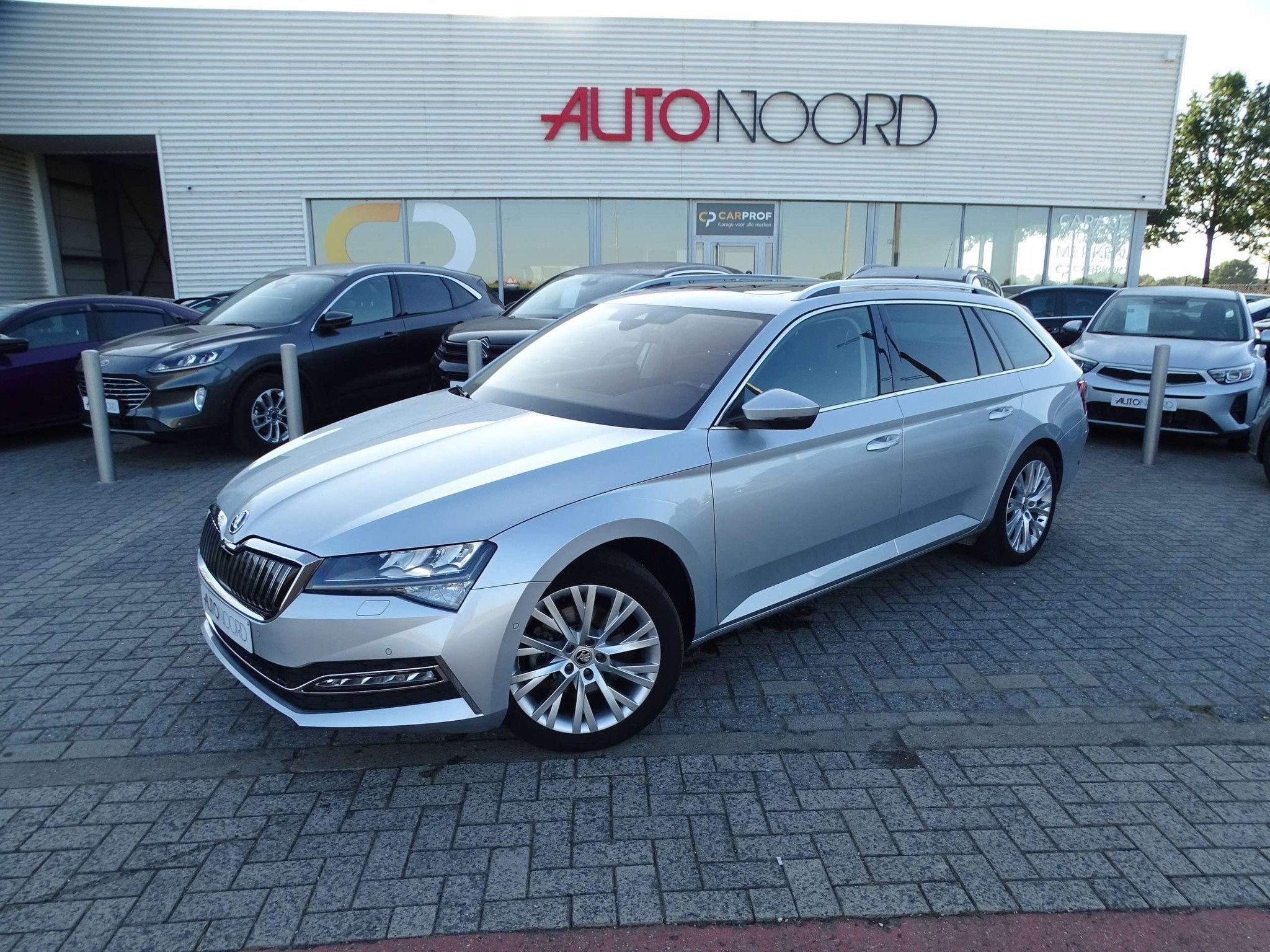 Skoda Superb Superb Combi PHEV 1.4 TSI Ultimate DSG * FULL!, Auto's, Skoda, Gebruikt, 4 cilinders, Leder, 5 deurs