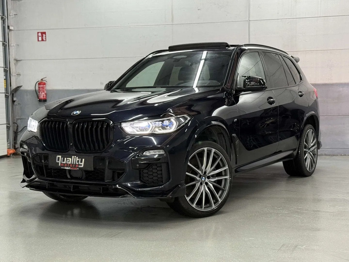 BMW X5 X5 3.0 dAS xDrive30 M-PACK ! FULL OPTION !, Autos, Cuir, Achat, Entreprise, 211 g/km