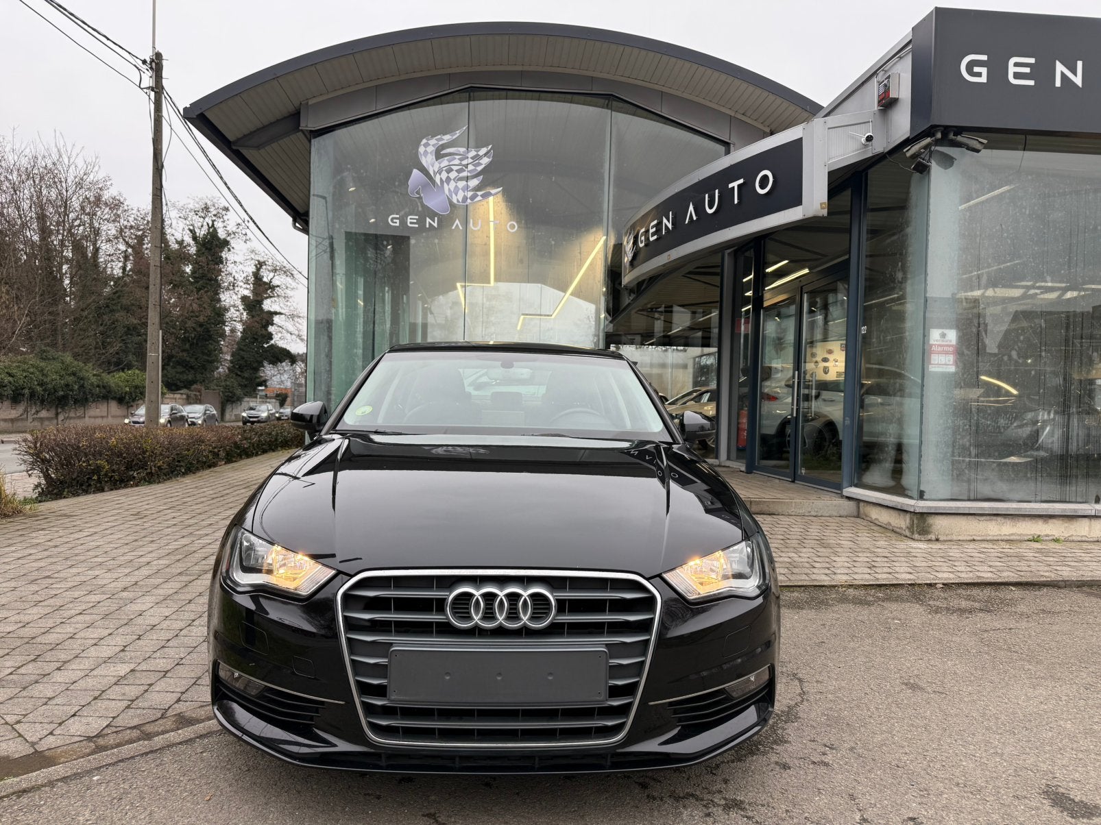Audi A3 1.6 TDi Attraction Cuir * 12 MOIS GARANTIE *, Autos, Cuir, Achat, Euro 6, Entreprise