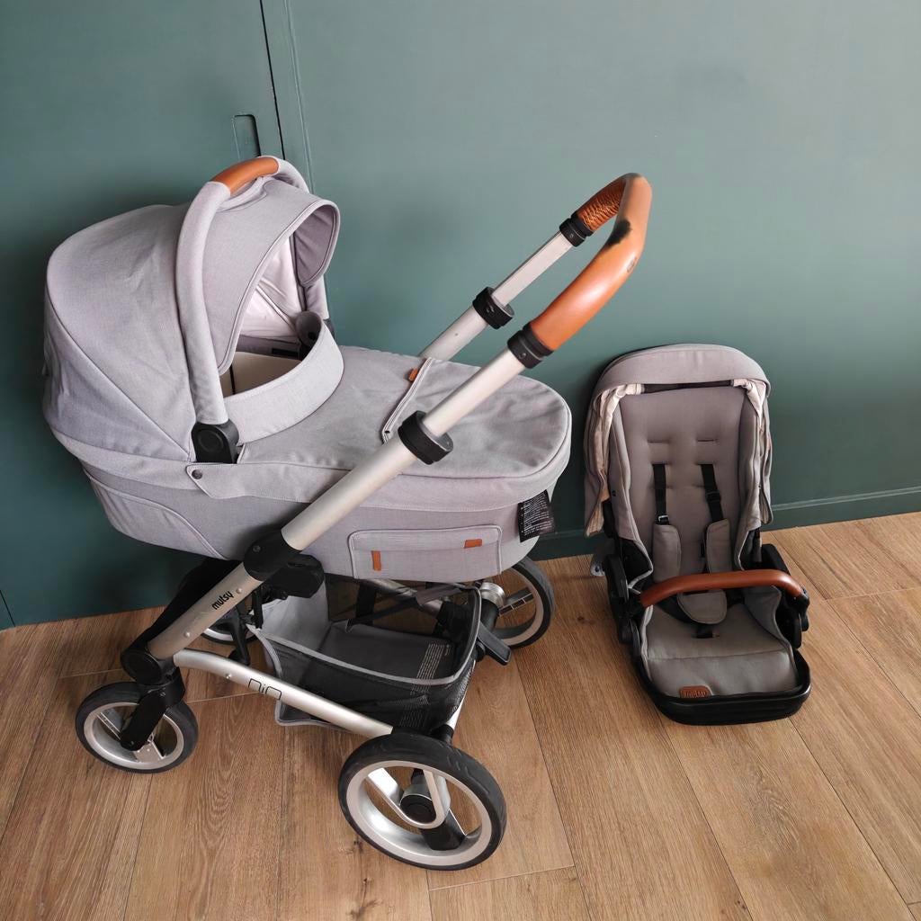 Mutsy kinderwagen: draagwieg & zitbuggy, Gebruikt, Mutsy, Verstelbare duwstang, Ophalen