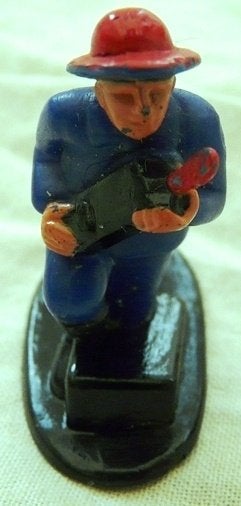 Figure Kunststof, Brandweerman / Fire-Fighter, met Radio.(1), Ophalen of Verzenden, Gebruikt
