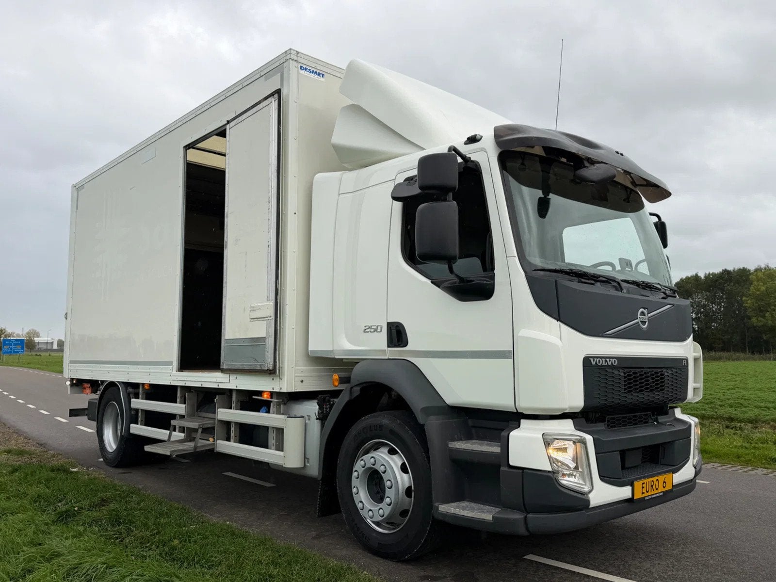 Volvo FL FL 250.18 (bj 2020), Auto's, Automaat, Euro 6, 256 pk, Overige brandstoffen