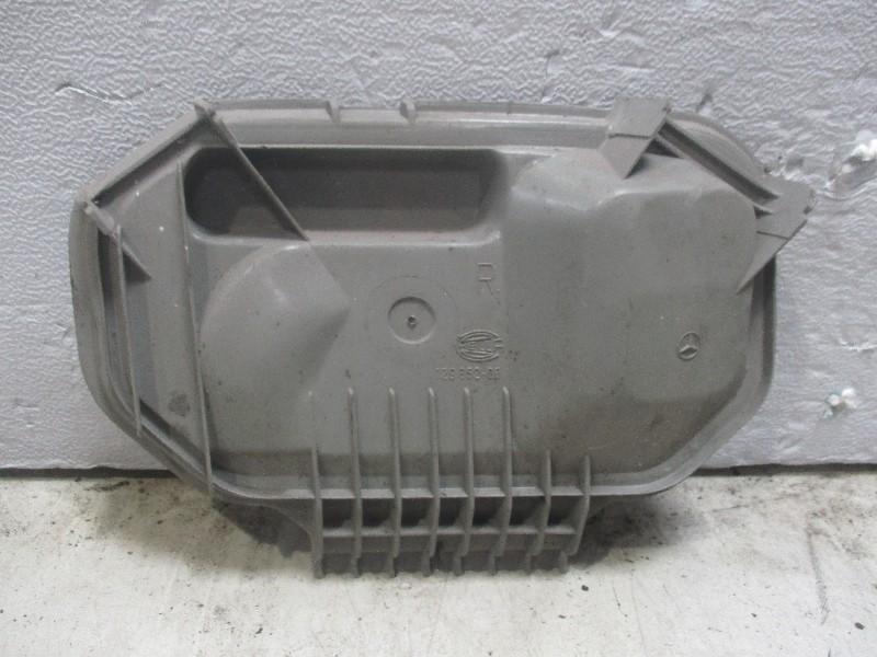KOPLAMP AFDEKKING RECHTS E diesel (W124) (129 852-00), Gebruikt, Mercedes-Benz