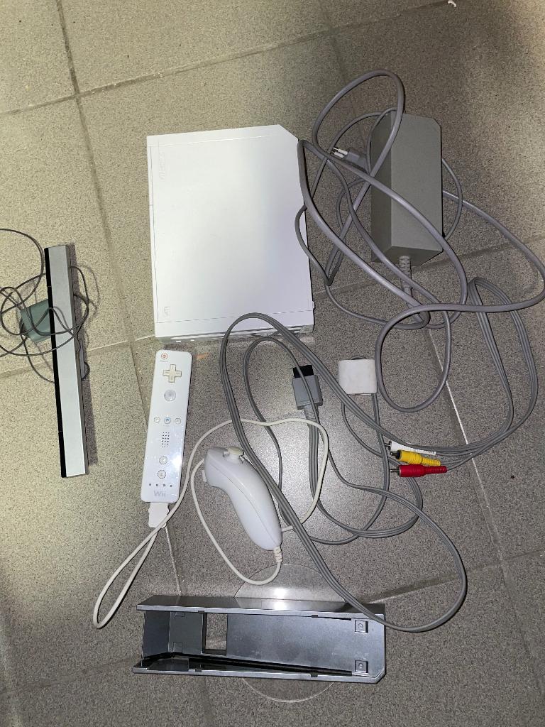 Console Wii blanche, Consoles de jeu & Jeux vidéo, Enlèvement, Utilisé