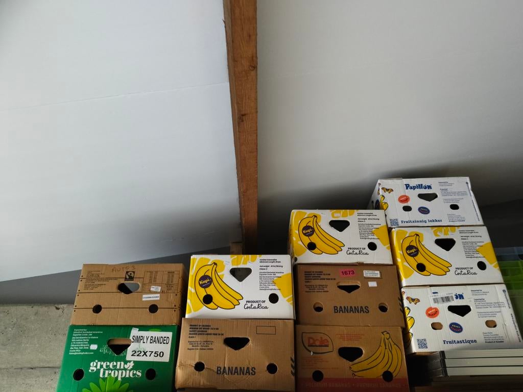 10 bananendozen, Ophalen