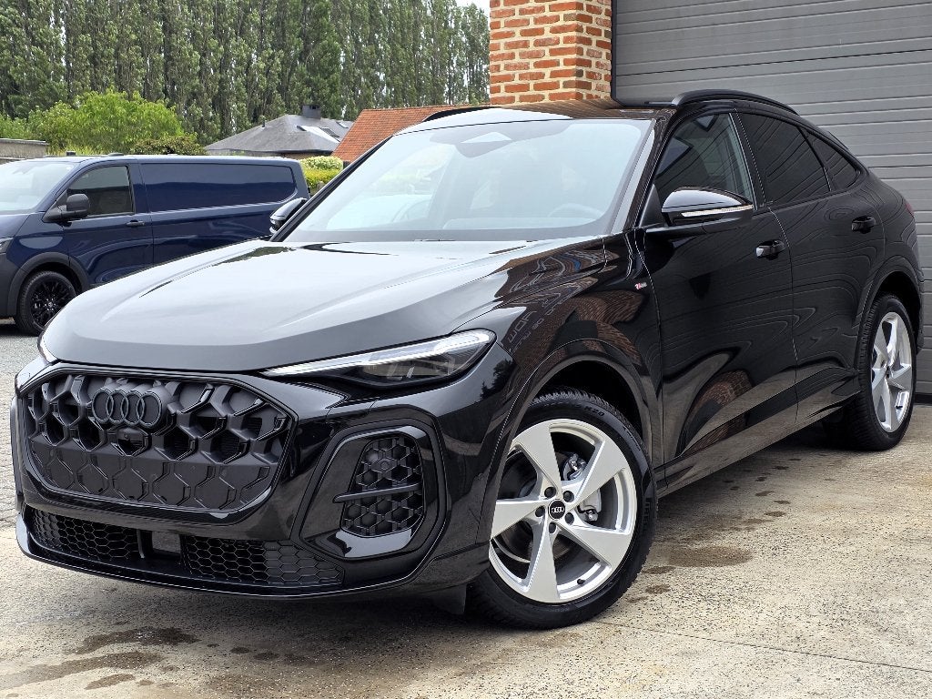Audi Q5 Sportback 2.0 TFSI Benzine - 04/2026 - 1.500KM NIEUW, Auto's, Automaat, Q5, Zwart, https://public.car-pass.be/vhr/49e3c0b6-f761-428d-a847-2981e8aec840