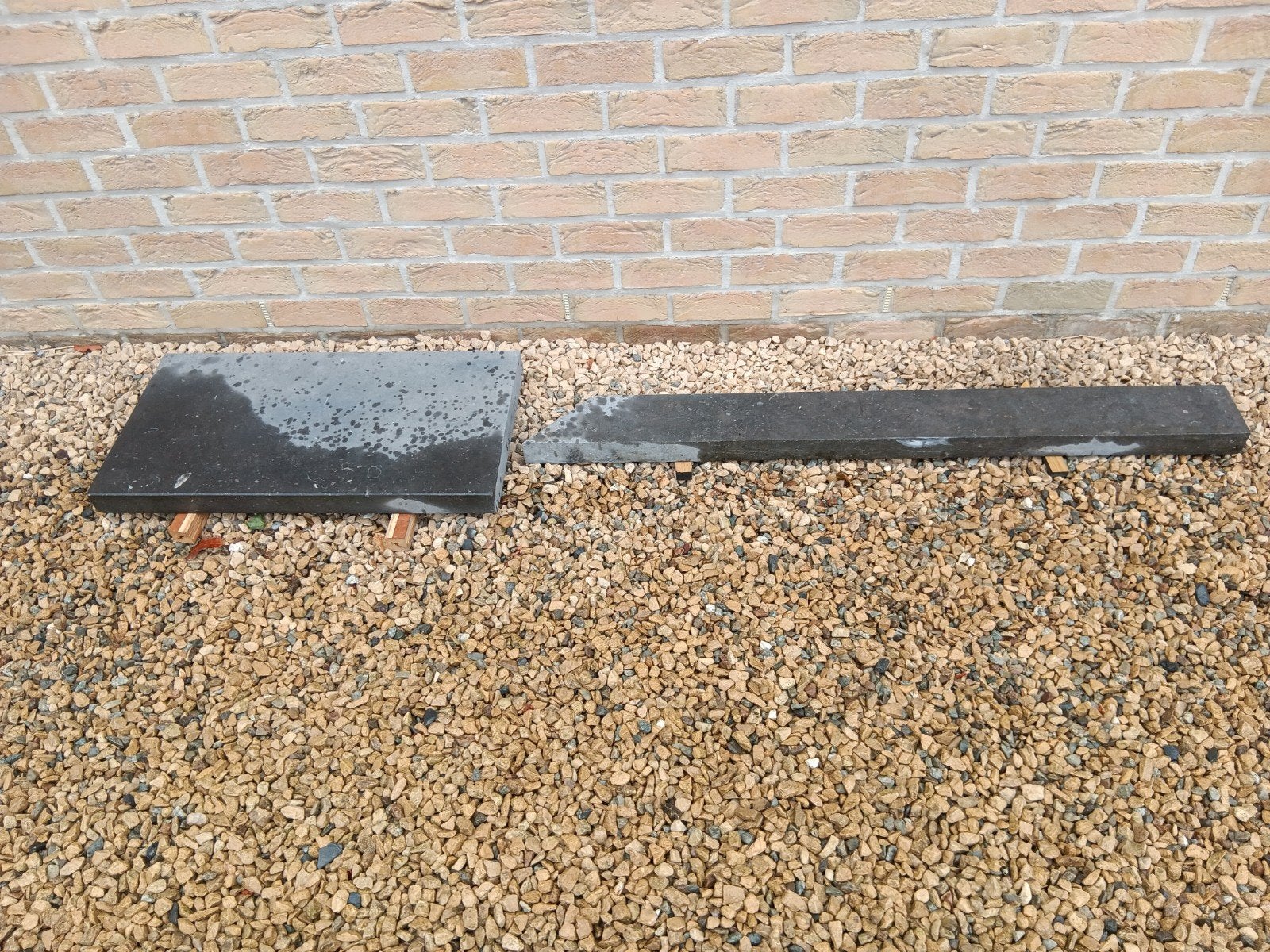 2 stukken blauwe steen ., Ophalen