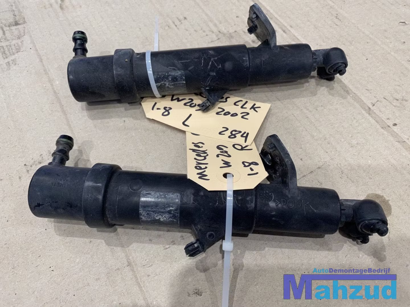 MERCEDES CLK W209 Koplamp links rechts sproeier pomp, Auto-onderdelen, Gebruikt, Mercedes-Benz AG, Mercedes-Benz, Mercedesstrasse 120
70372  Stuttgart, DE