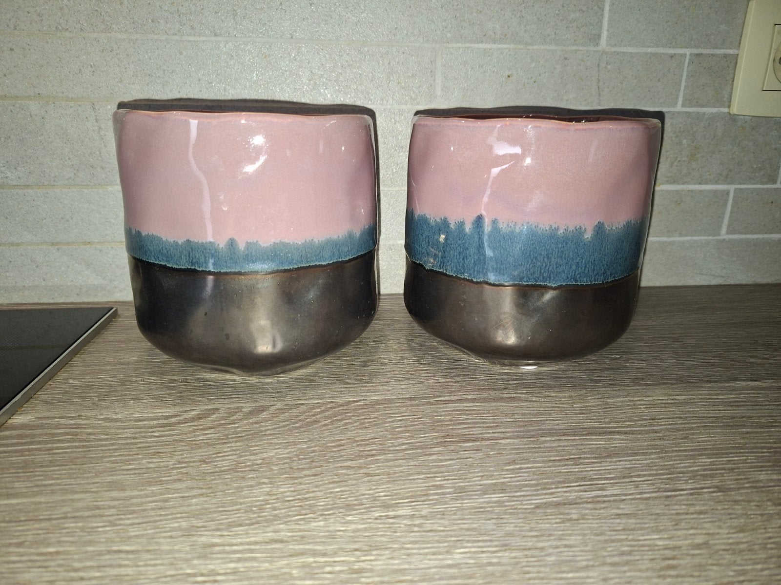 2 bloempotten, Huis en Inrichting, Ophalen, Roze