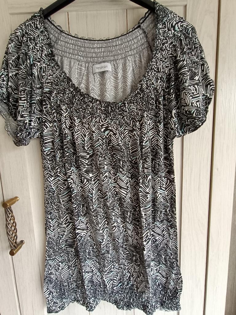 gratis Tshirt Yessica maat M, Ophalen of Verzenden, Zo goed als nieuw, Maat 38/40 (M)