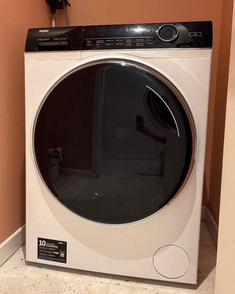 Was-en droogmachine Haier, Elektronische apparatuur, Wasmachines, Ophalen, Zo goed als nieuw, Voorlader, Kort programma