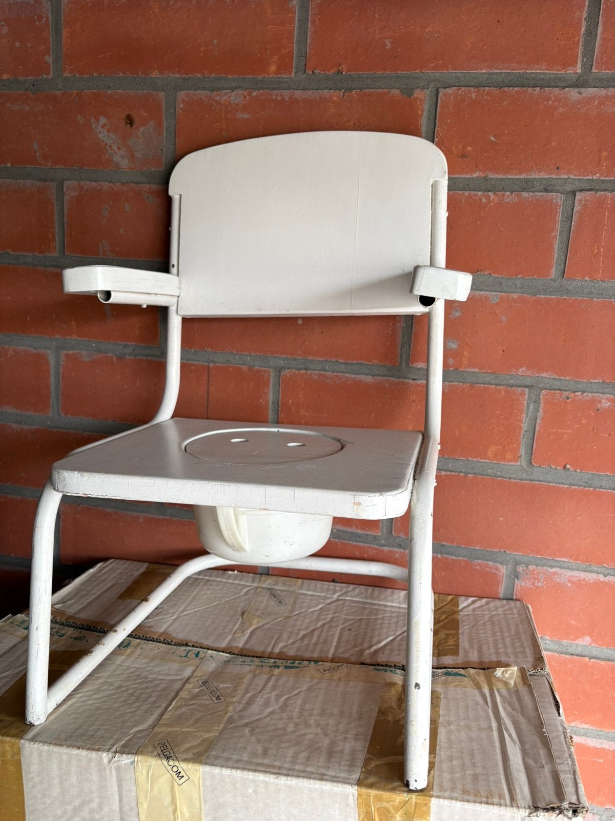 Vinage stoel potje kleuters. Jaren 60, Ophalen