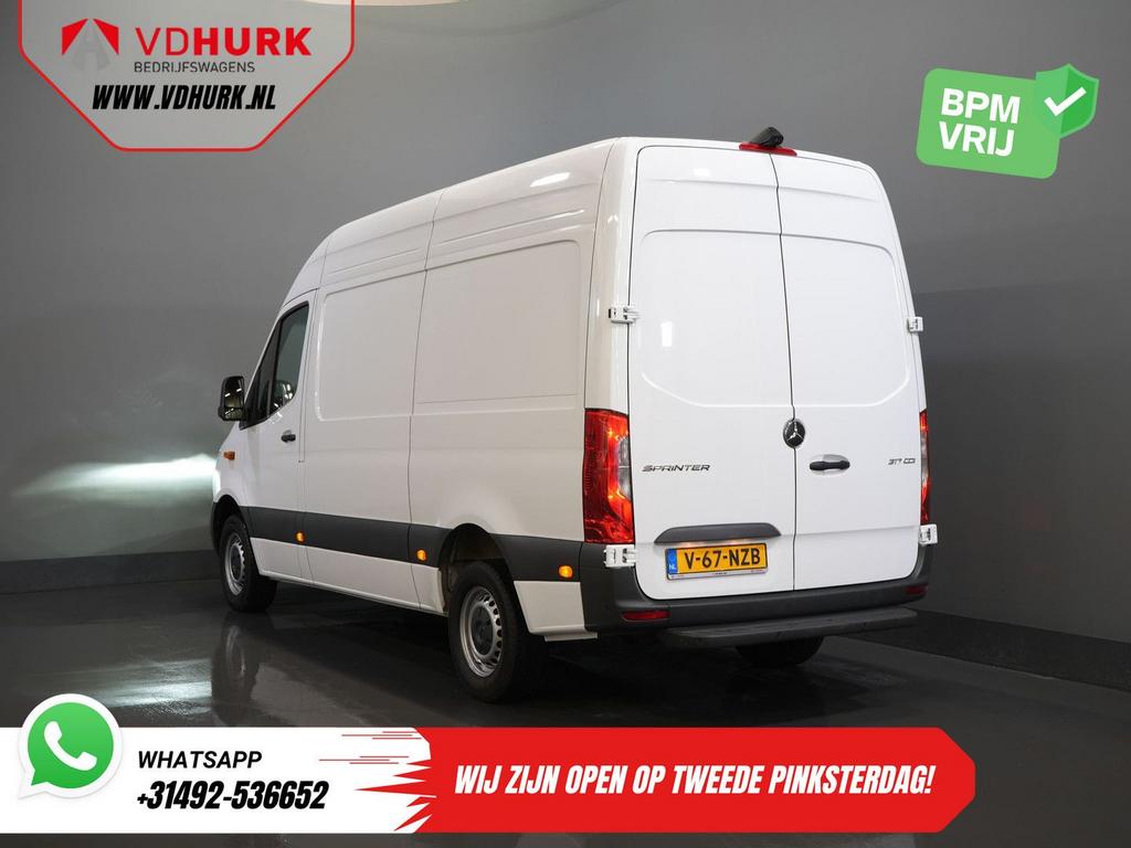 Mercedes-Benz Sprinter 317 CDI Aut. L2H2 3.5t Trekverm./ LED, Auto's, Automaat, Parkeersensor, Wit, Mercedes-Benz