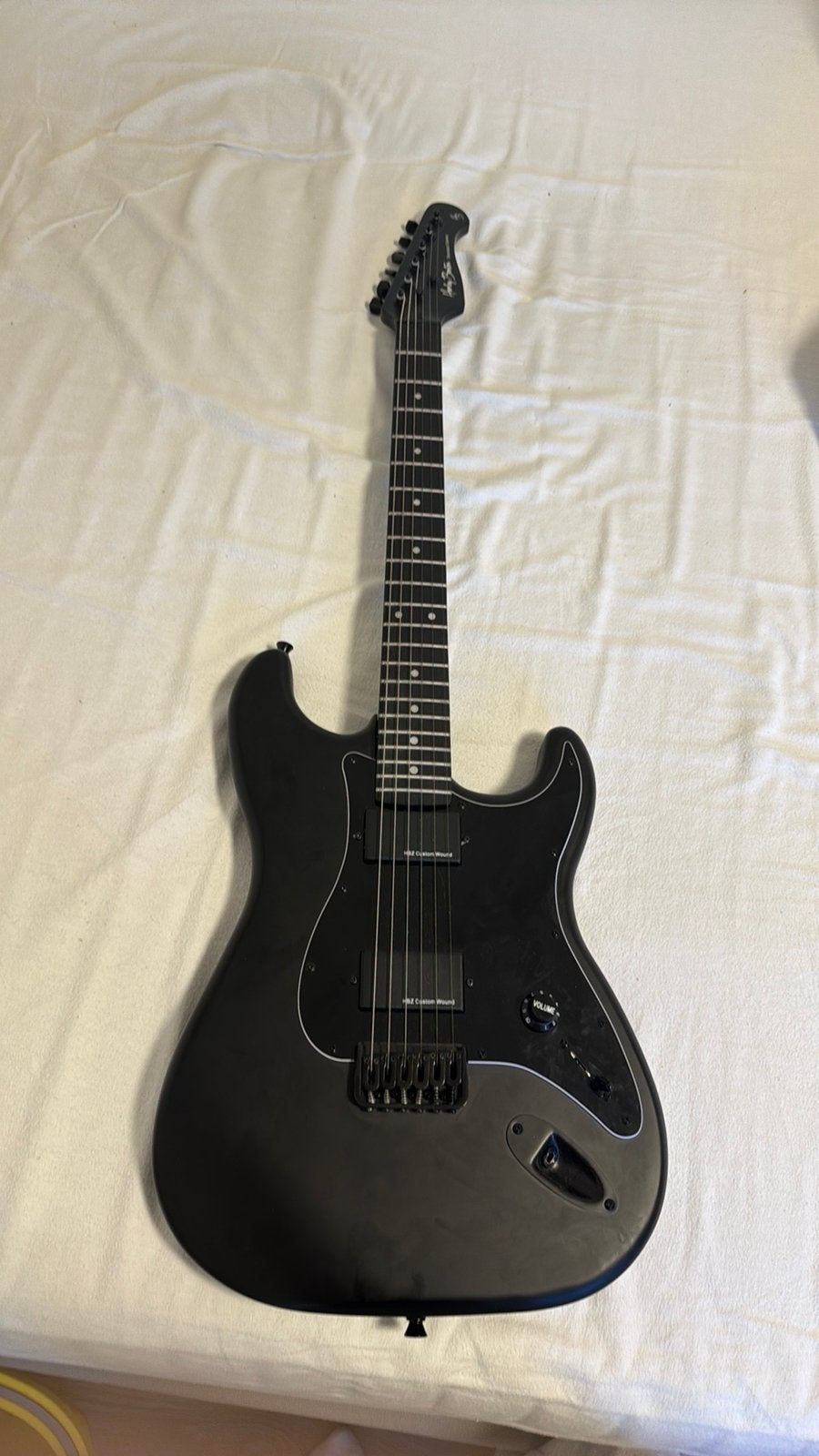 Harley Benton ST-20HH + Mooer Hornet 15W, Muziek en Instrumenten, Met versterker, Zo goed als nieuw, Solid body, Ophalen