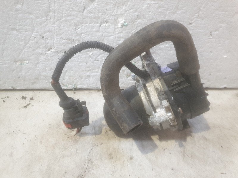 POMPE À AIR Peugeot 607 (9D / U) (96-381-096-80), Kontakt-peugeot@peugeot.com, Utilisé, Peugeot Deutschland GmbH, Bahnhofsplatz
65423  Rüsselsheim, DE
