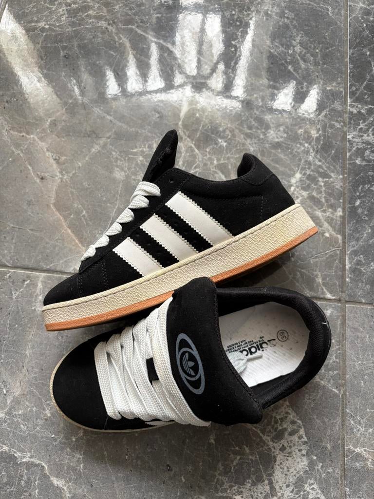 Adidas Campus noir, Enlèvement, Comme neuf